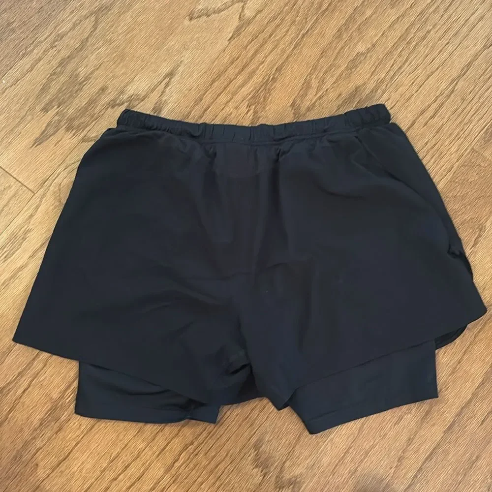 Reebok size extra large shorts, black with stretchy shorts underneath